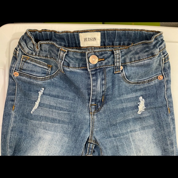 2/$20 Hudson girls 10, Ginny cropped, distressed jeans with adjustable waist - Picture 3 of 7